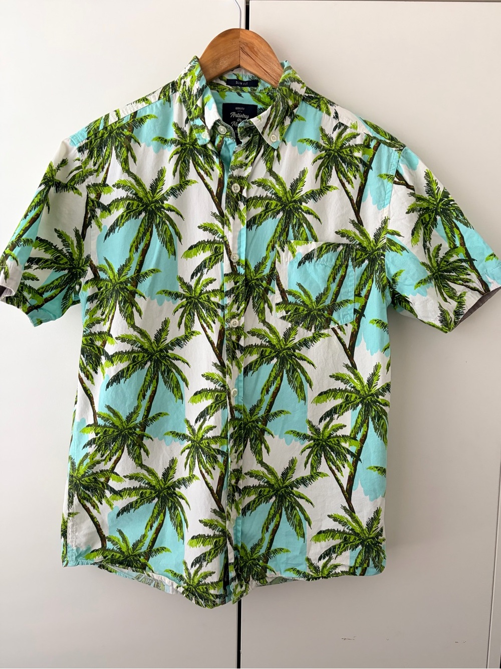 Casual Short-Sleeve Palm Print Button-Down Shirt - White & Aqua